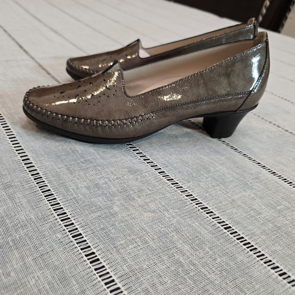 SAS Sonyo Portobello Taupe Patent Leather Dress Pumps Women's US 8 New Whitout B - Picture 10 of 12